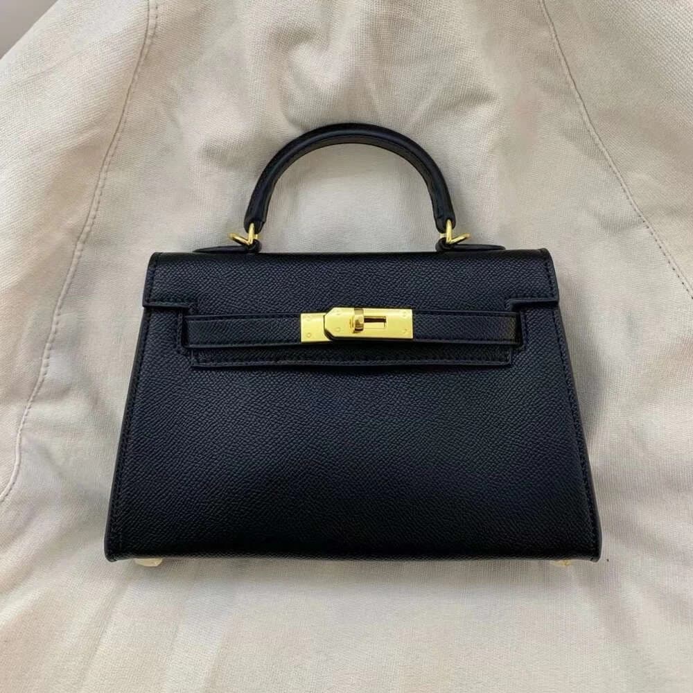 2024 12 20 6765044b8350c.webp 2024 12 20 6765044b8350c.webp