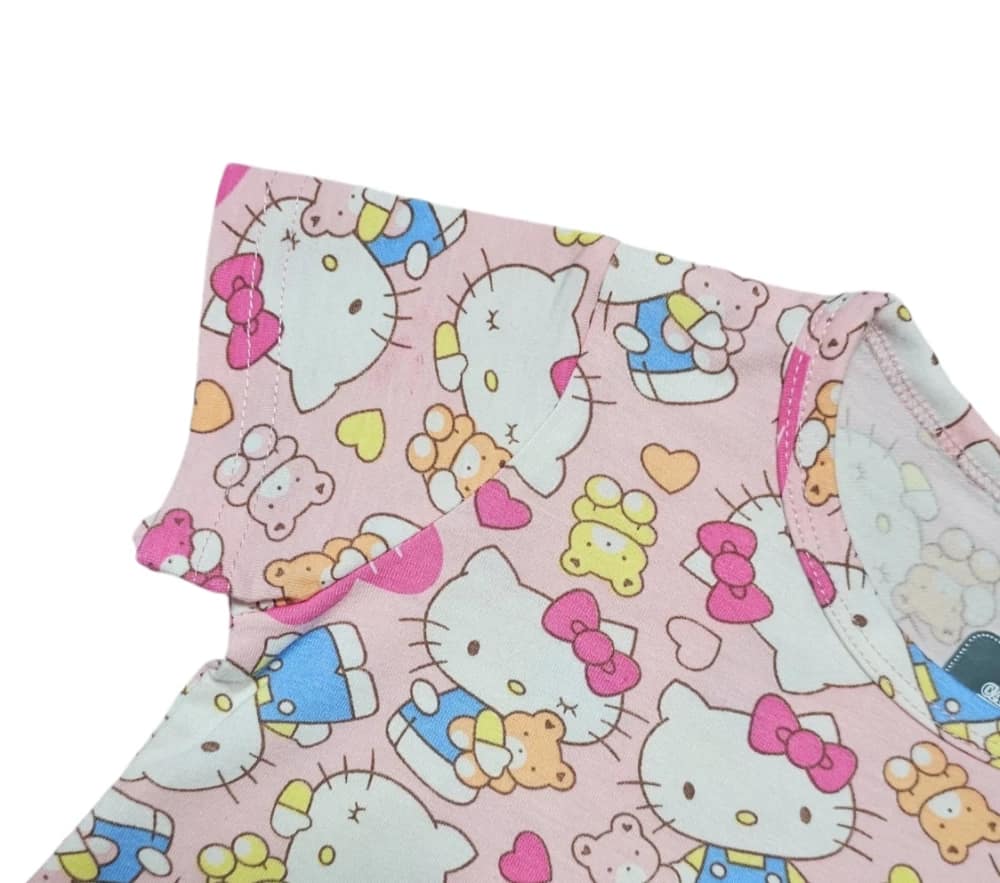 فستان نوم بتصميم هيللو كاتي فستان نوم بتصميم هيللو كاتي