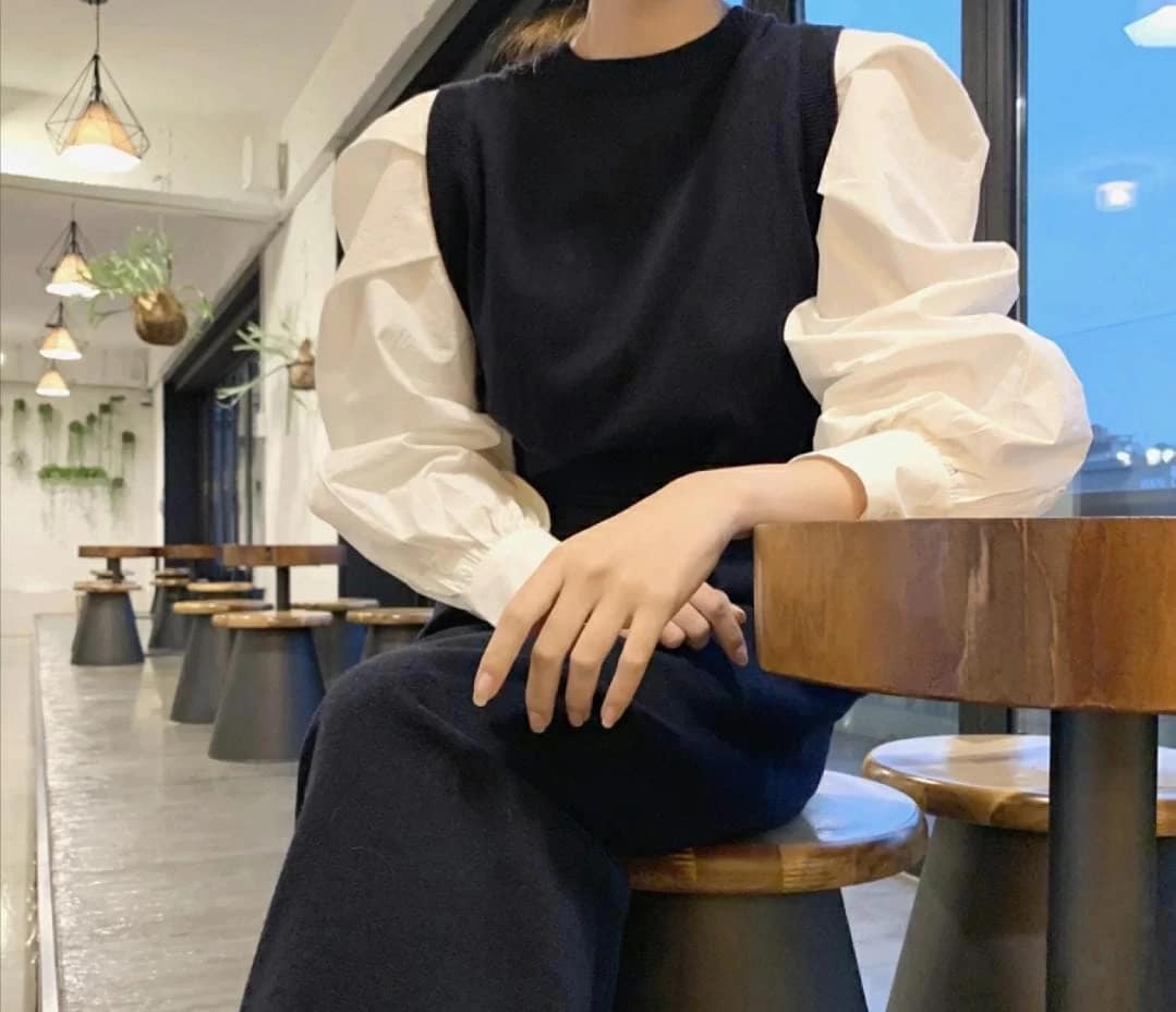 2024-12-15-675f20760e442 فستان كاجوال بتصميم كلاسيك