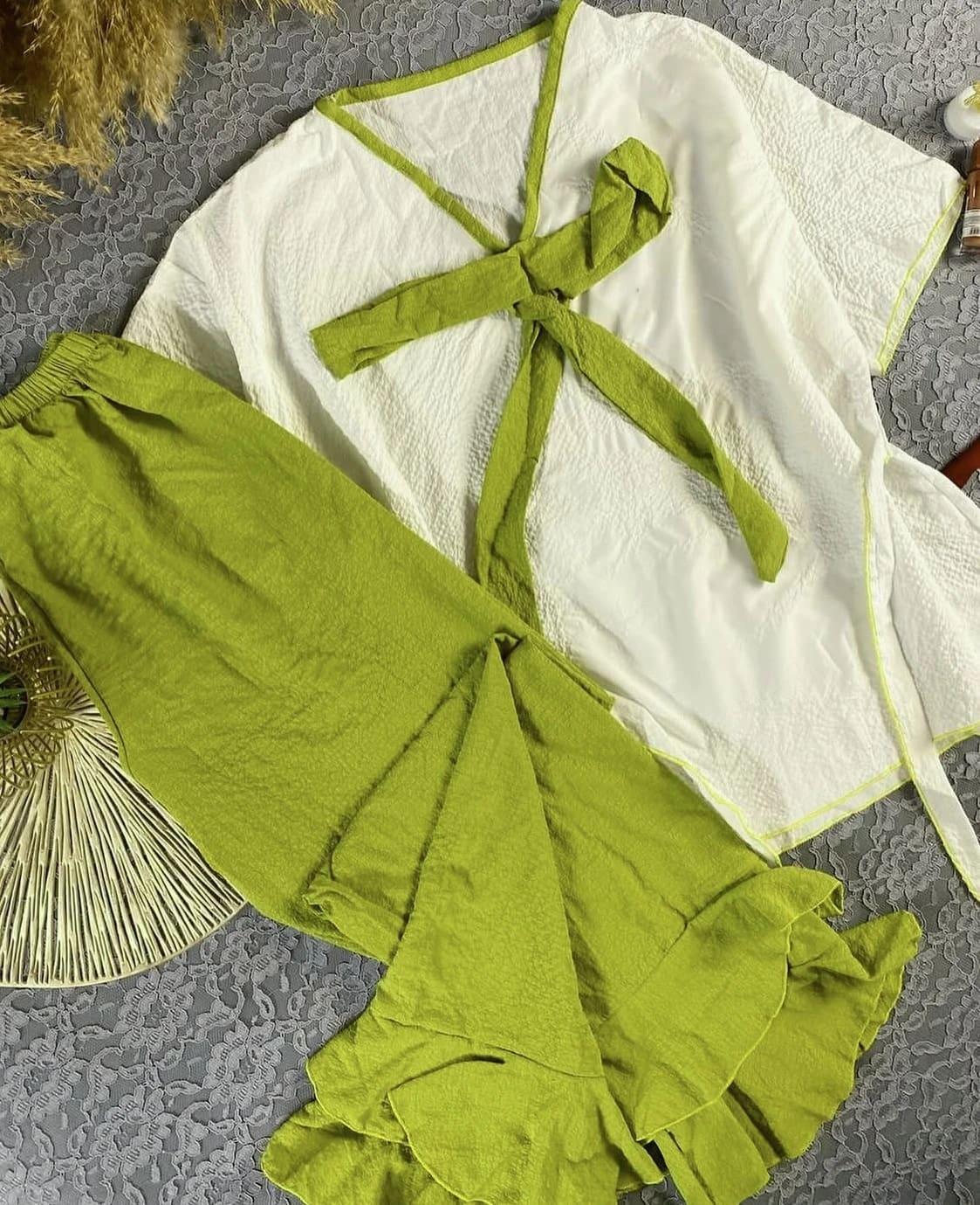 2025-10-25-68fbea5562b89 طقم بجامة – ناعم ومنعش بتفاصيل أنثوية