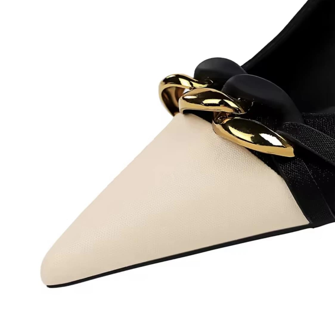 2025-10-23-68f94cefd7b4e حذاء ستيليتو خلفي بسلسلة فاخرة - الصورة 3