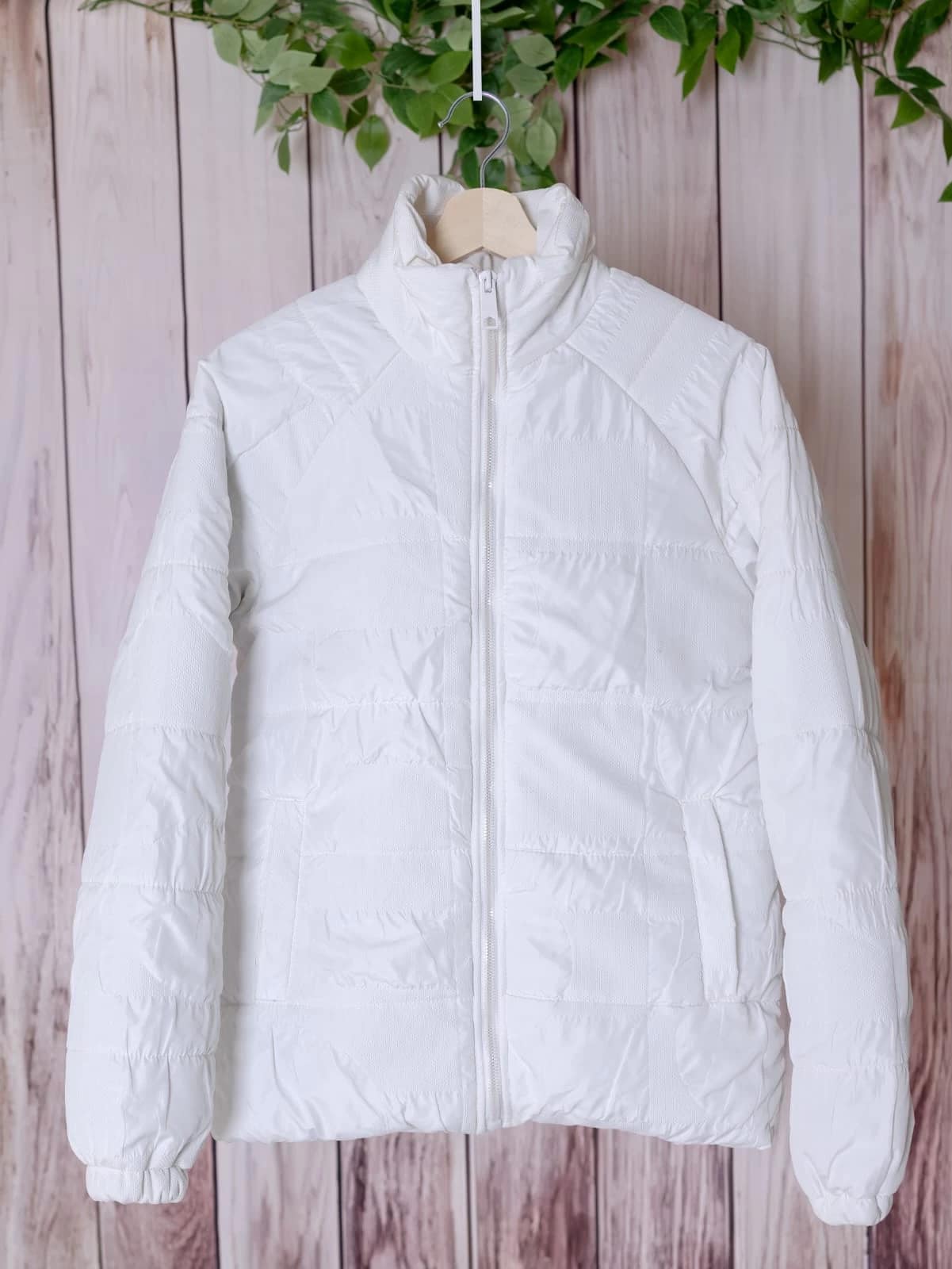 2024 12 26 676d57684316a.webp 2024 12 26 676d57684316a.webp