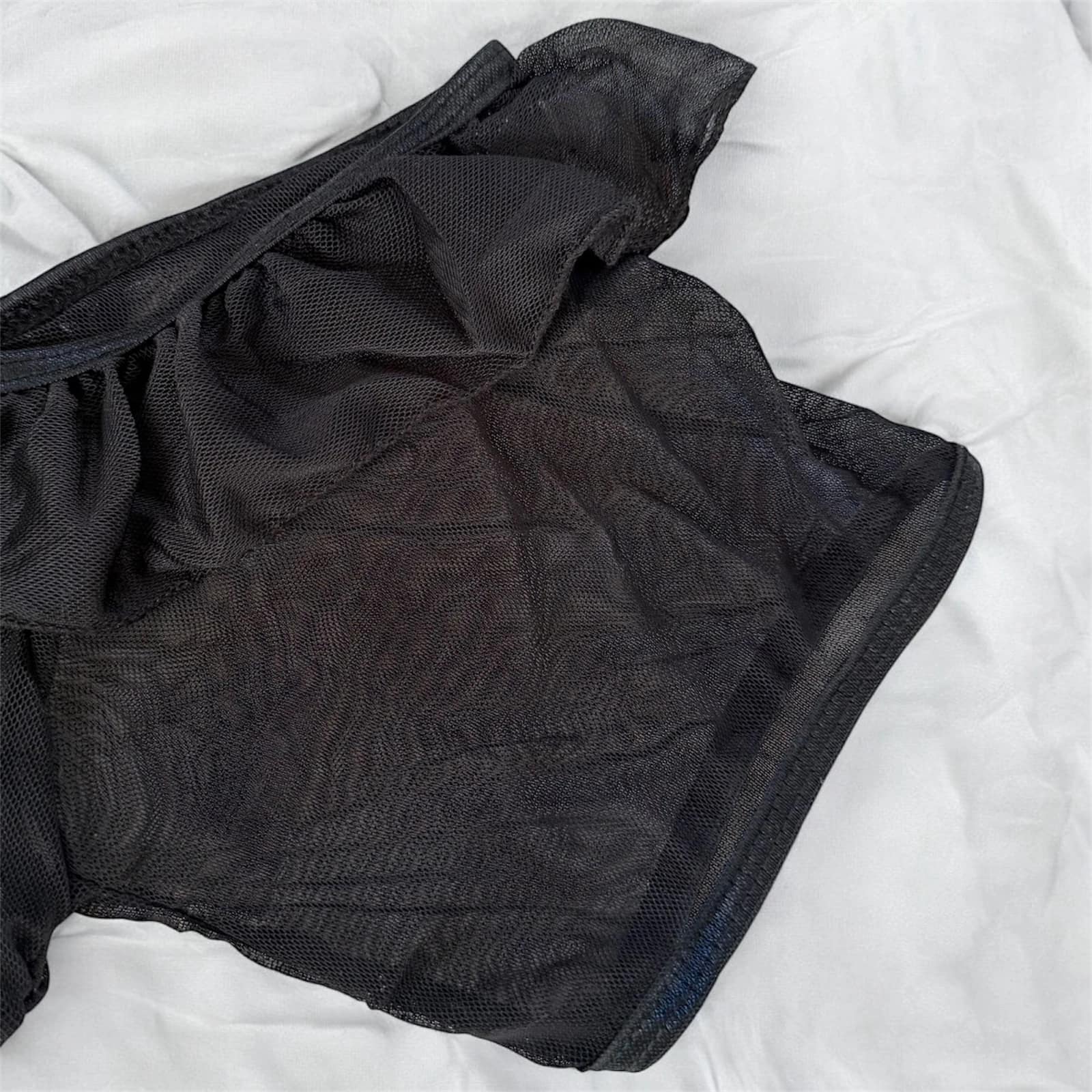 2025-09-18-68cb3af574fea لانجري شيفون أسود بكشكش - الصورة 3