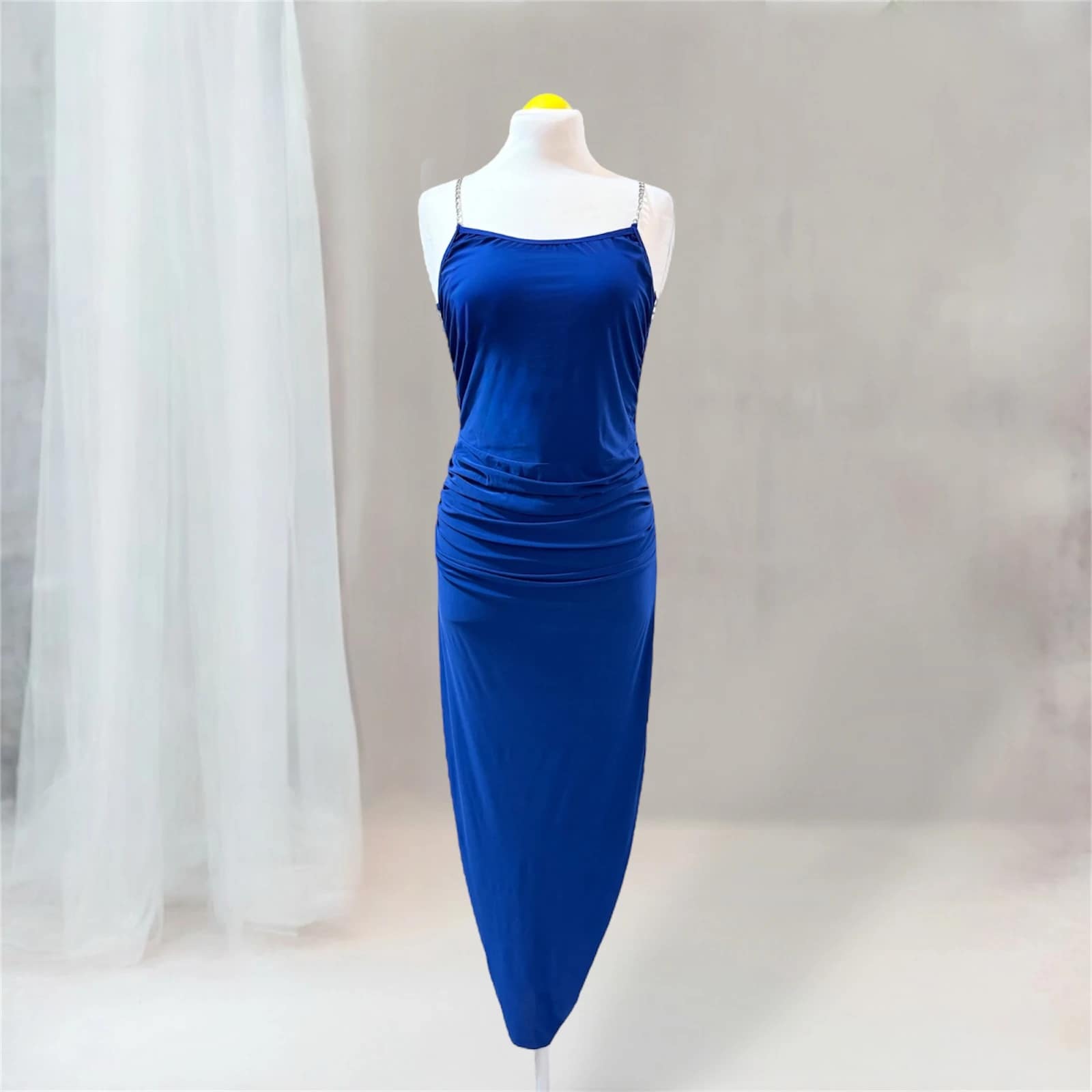 2025-10-24-68fbdd8555bb1 لانجري "سيرين" بسلاسل فضية - الصورة 6