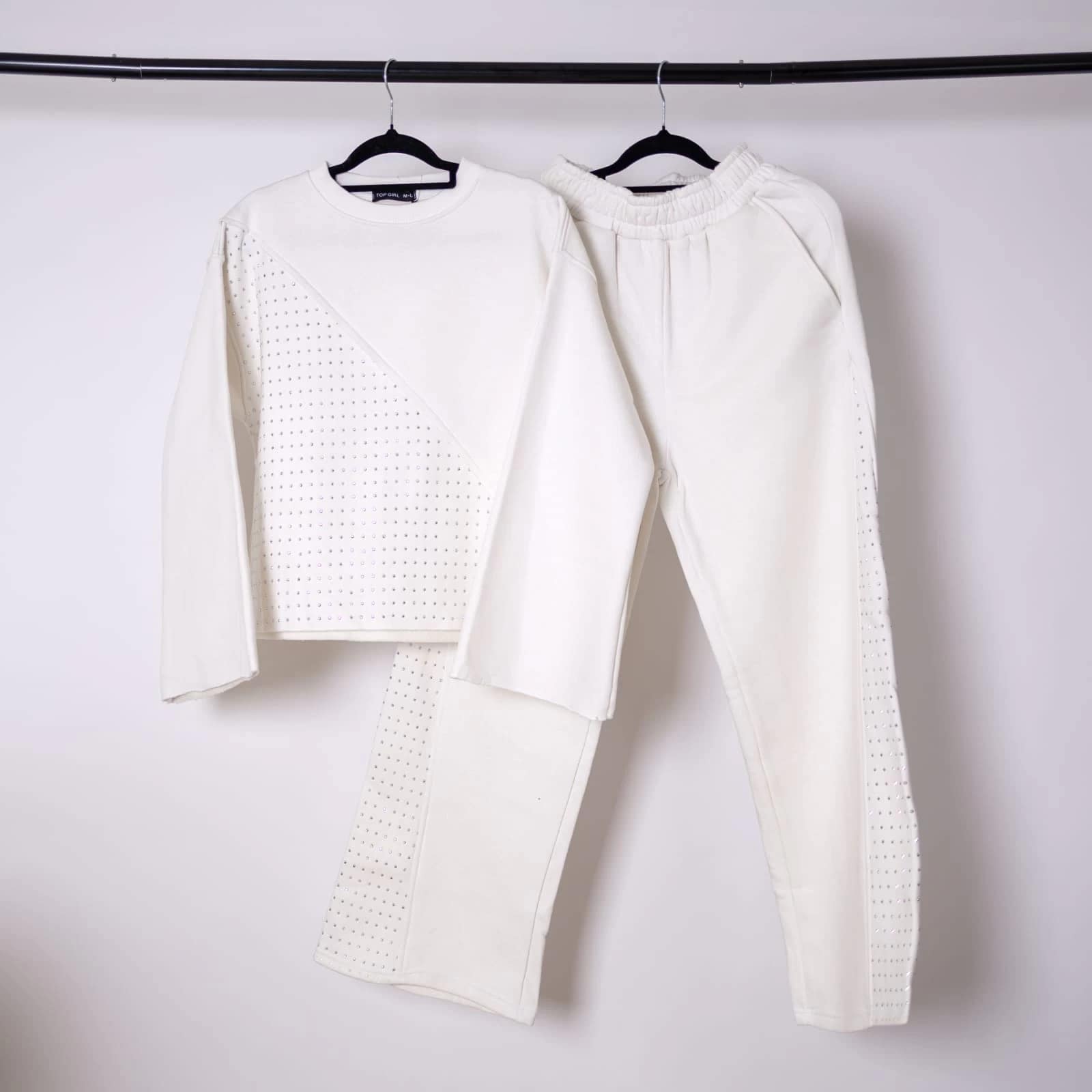 2024 12 30 6771fedf7066a.webp 2024 12 30 6771fedf7066a.webp