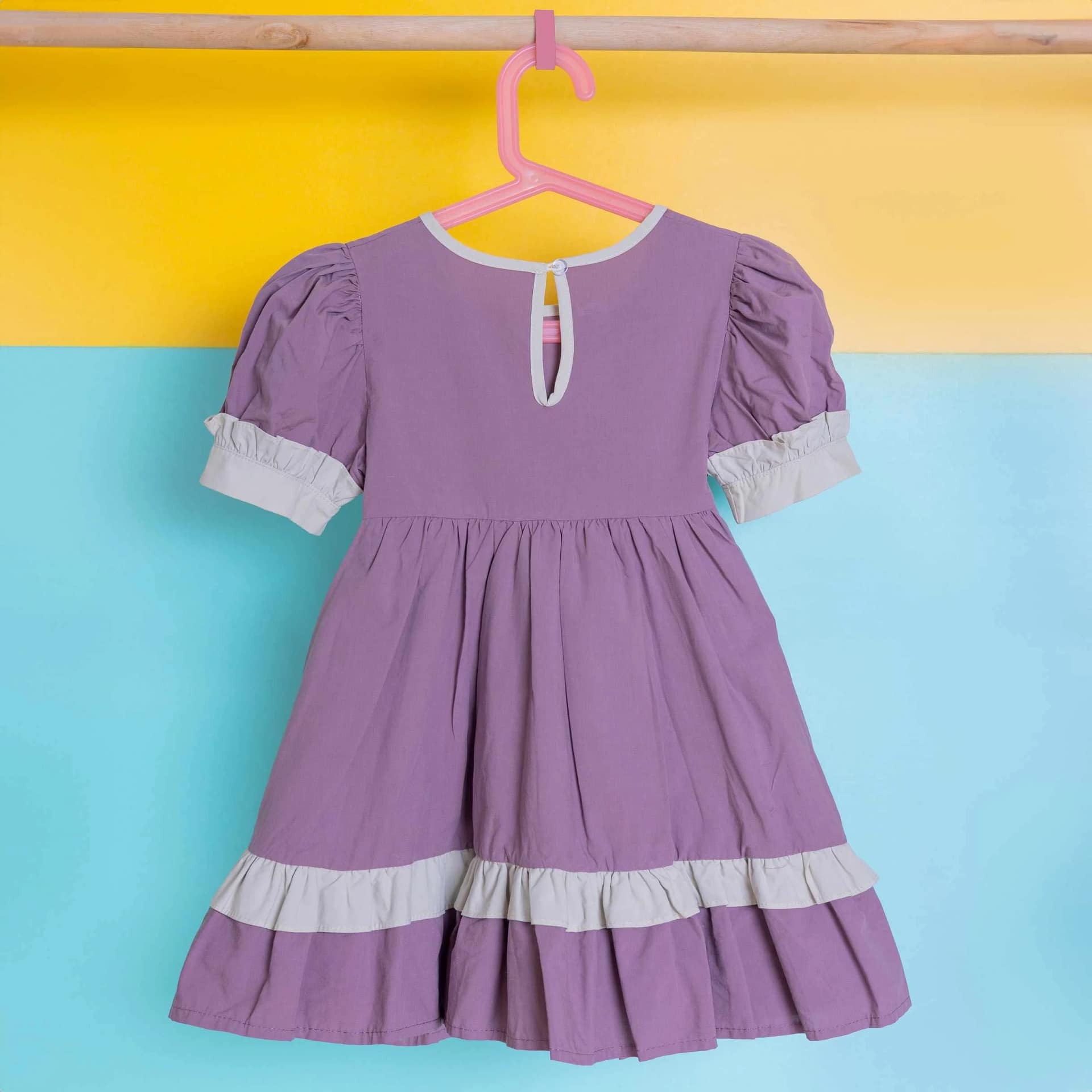 فستان بناتي جميل والوان جذابه فستان بناتي جميل والوان جذابه