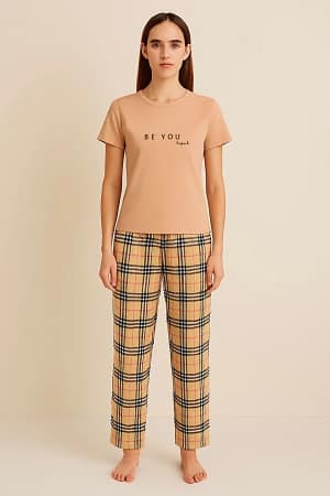 2025 08 16 68a03762e3645.webp