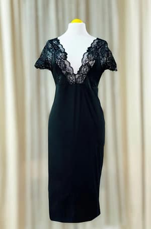 لانجري دانتيل أسود