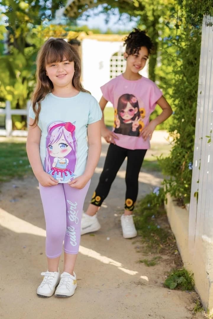 بيجاما بناتي بطبعة ديجيتال أنيقة – تصميم مريح وعصري بيجاما بناتي بطبعة ديجيتال أنيقة – تصميم مريح وعصري