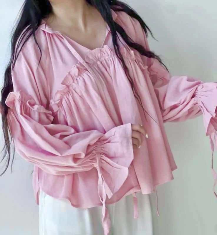 2025-09-16-68c94d6a35eb9 بلوزة فرنسية بستايل فاخر بلسمة إيطالية - الصورة 5