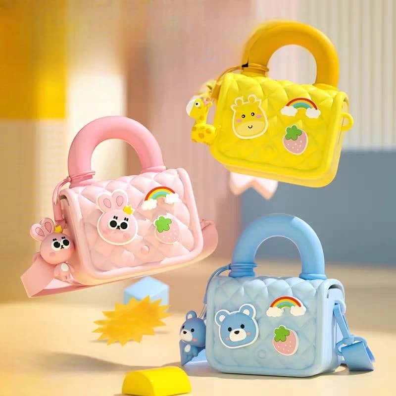 حقيبه كروس بودي لطيفه حقيبه كروس بودي لطيفه